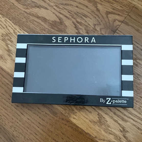 Double Sided Sephora Z Palette - Picture 3 of 4
